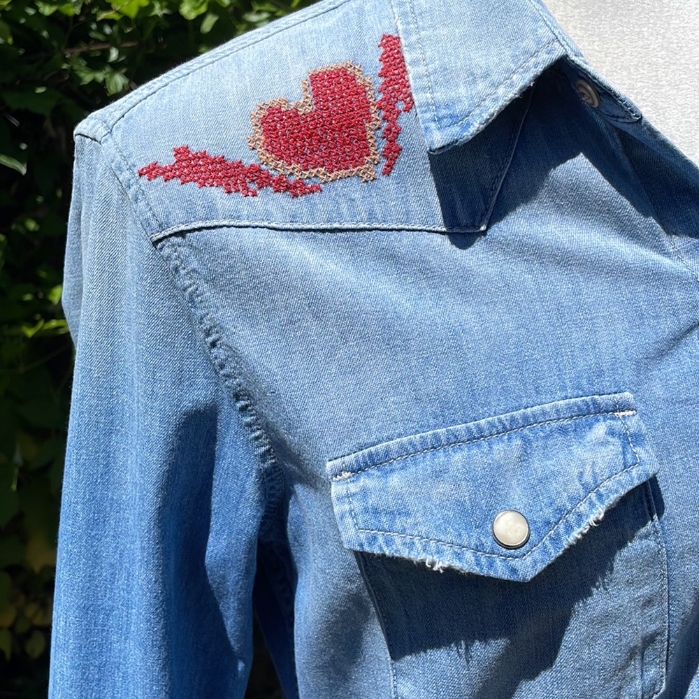 MOTHER | All my ex's embroidered denim shirt (Surf Girl School) - Picture 7 of 16